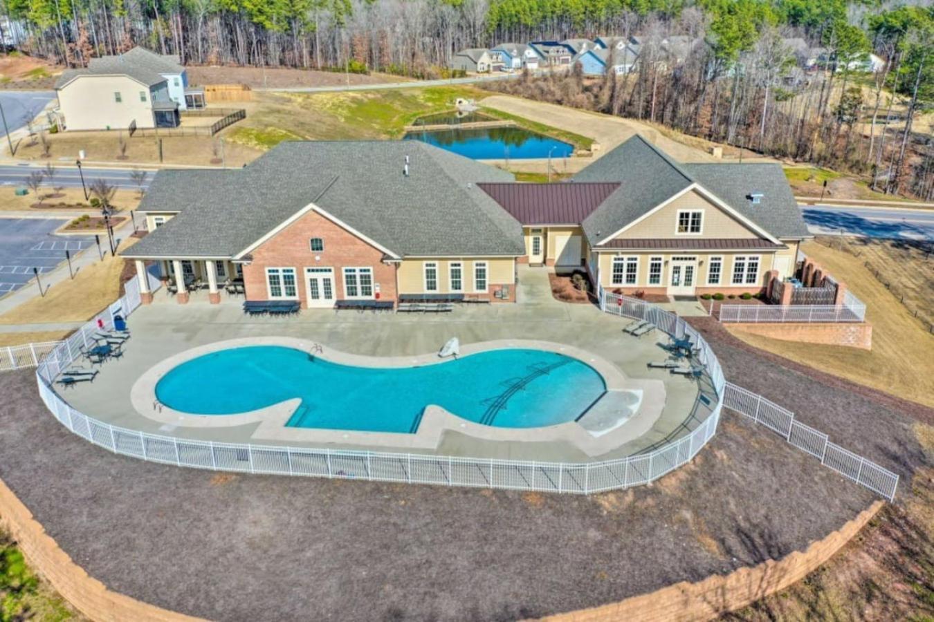 The Villas Buckingham 10 Mins To Rdu Airport Duke Downtown Durham Exterior photo
