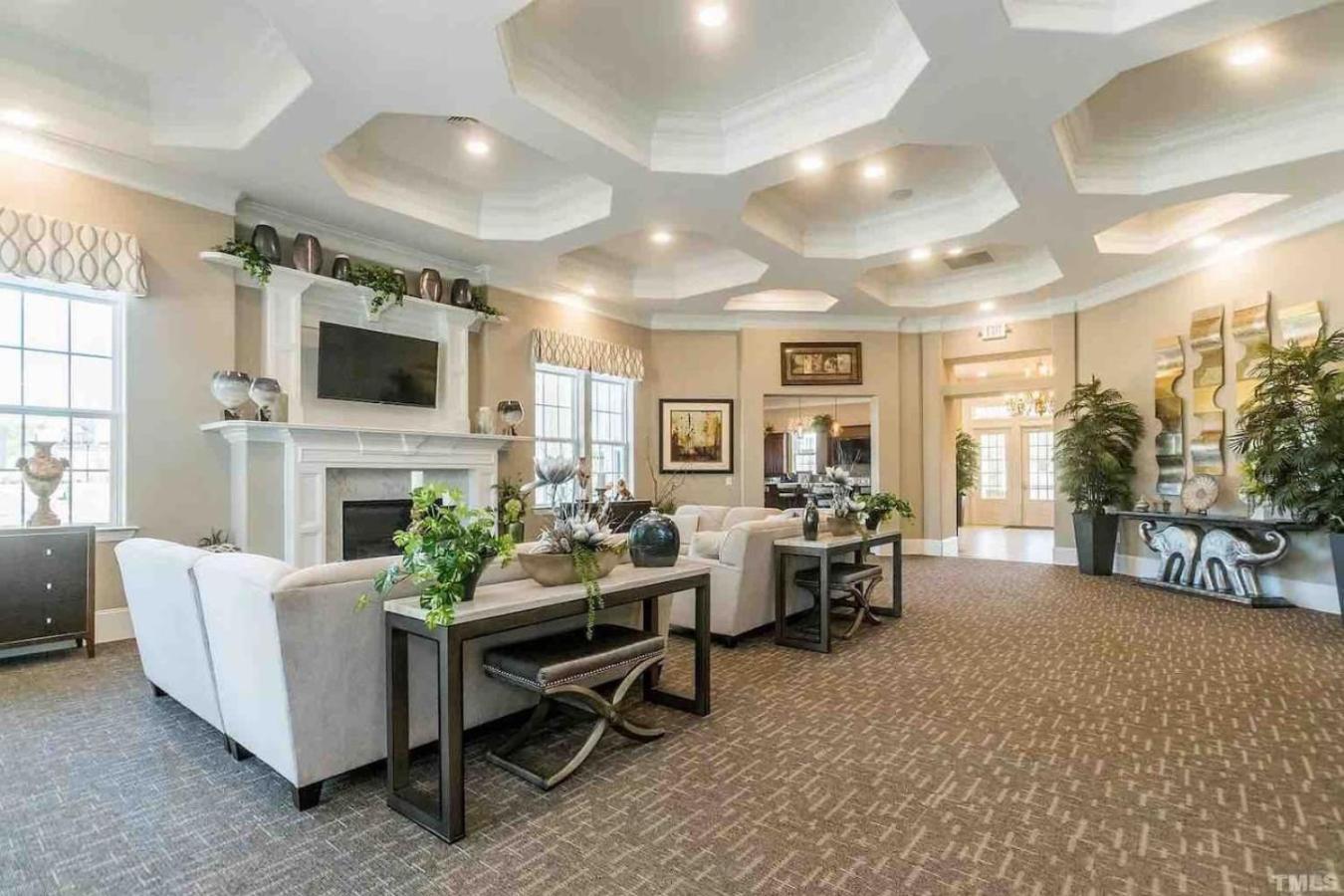 The Villas Buckingham 10 Mins To Rdu Airport Duke Downtown Durham Exterior photo