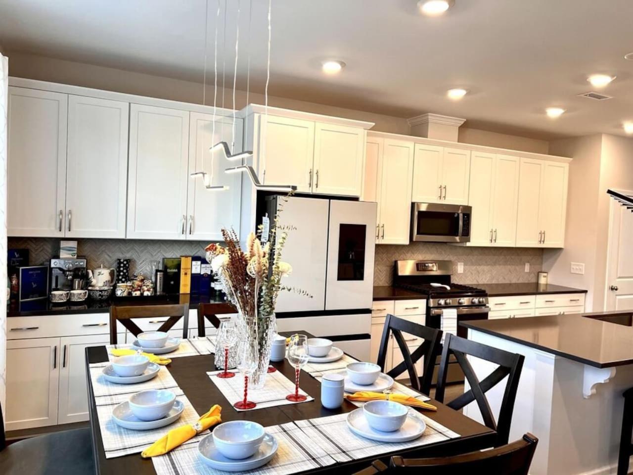 The Villas Buckingham 10 Mins To Rdu Airport Duke Downtown Durham Exterior photo